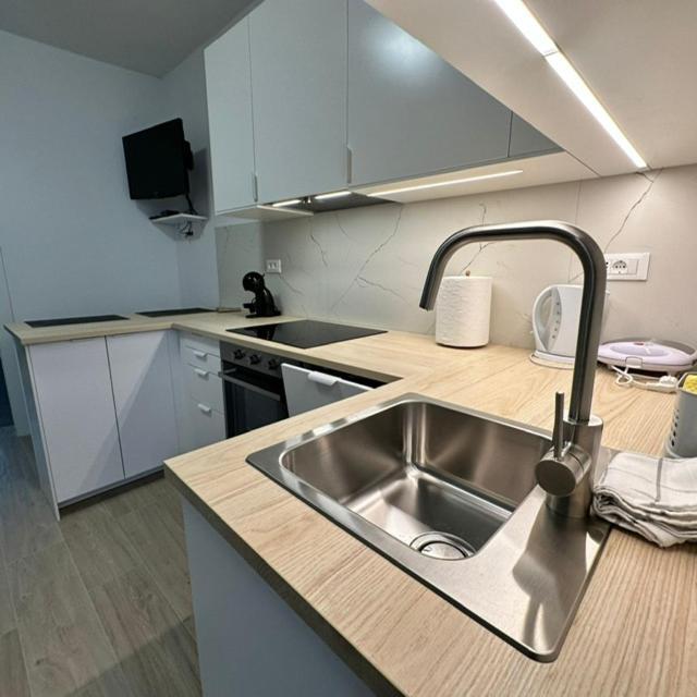 Apartmani Mare *